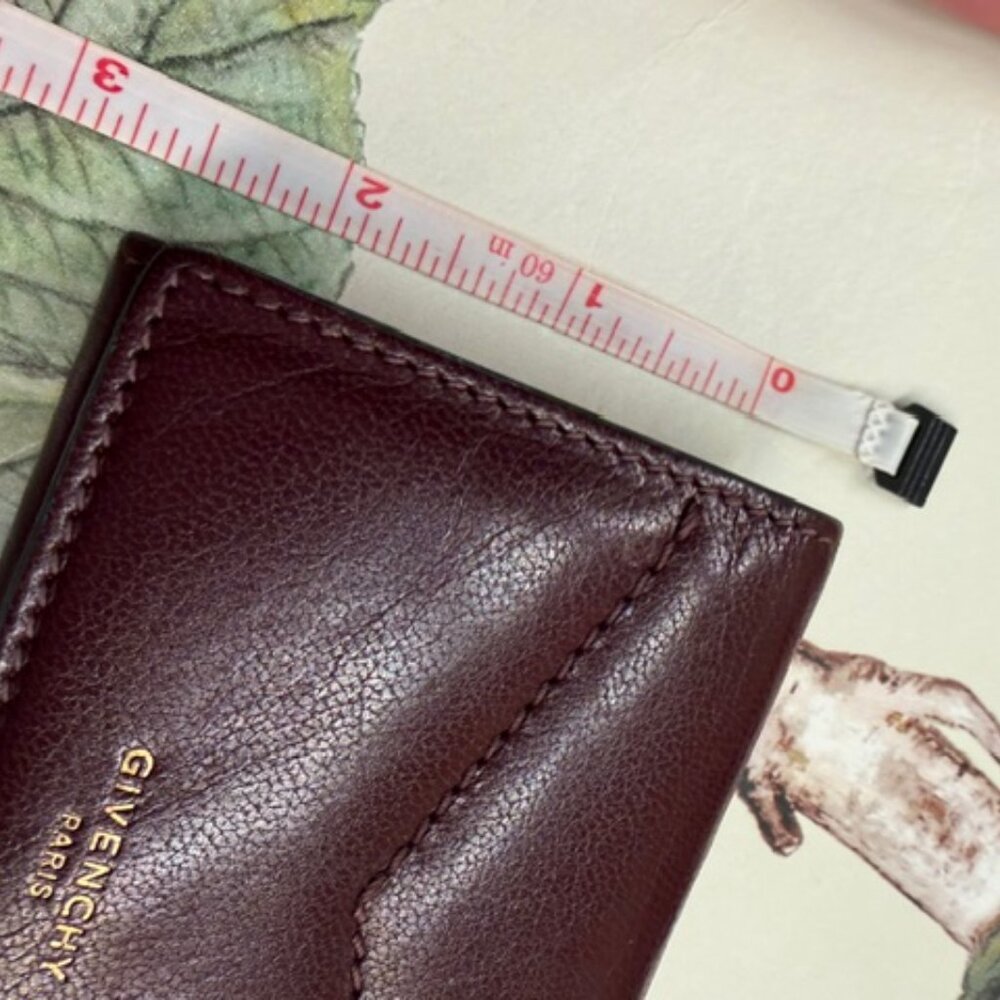 SALE! GIVENCHY FOR SPRING! TRI-FOLD WALLET, EXCEL. CONDITION - Picture 13 of 14